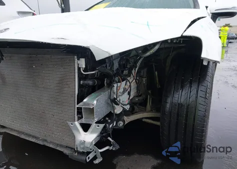 2020 Mercedes-Benz E 450 from USA, damaged, VIN W1K1J6HB6LF133329